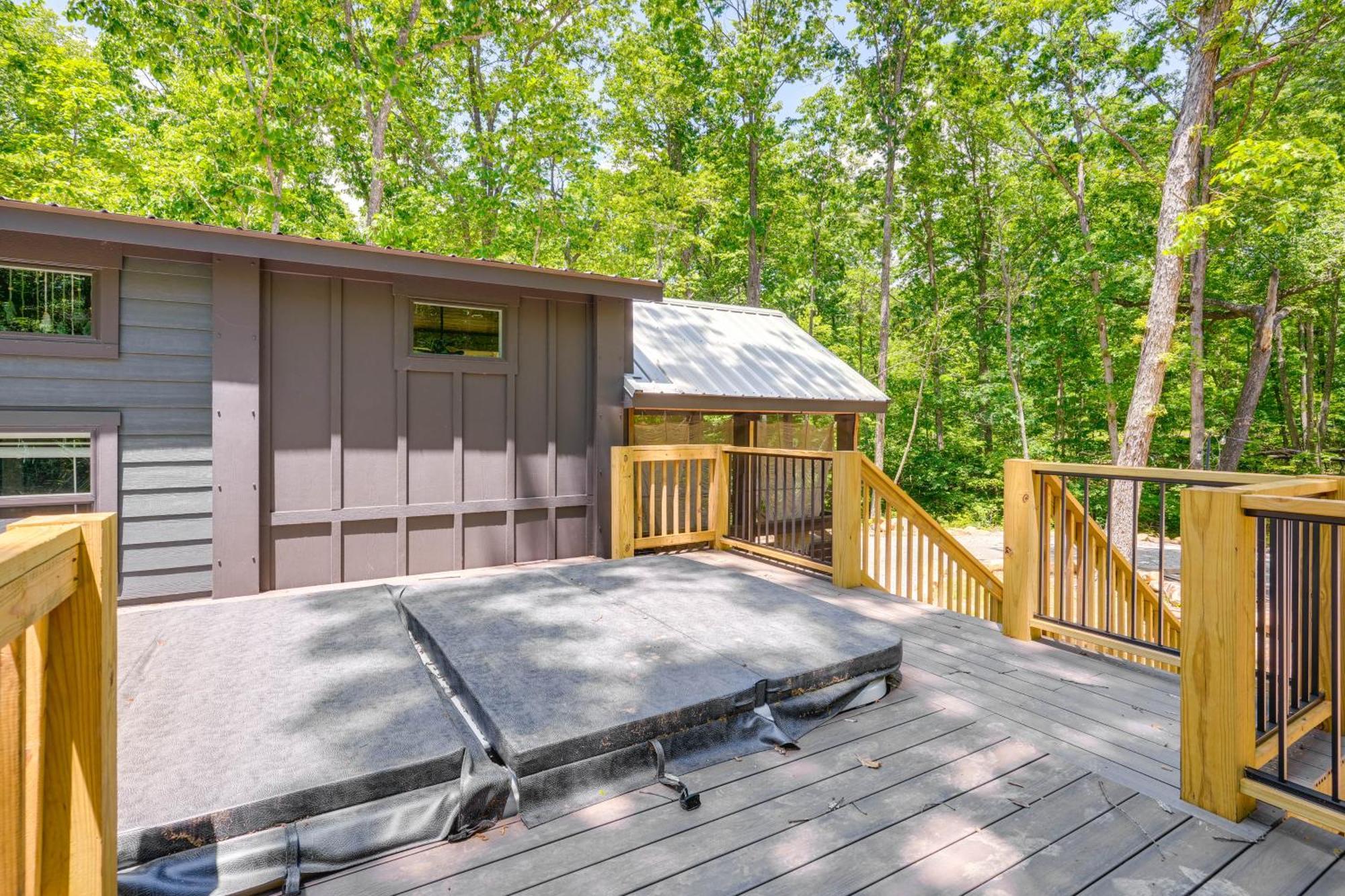 Monteagle Cabin With Swim Spa, Sauna And Fire Pit! Bagian luar foto